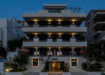 CHROMA Lodge Rafina
